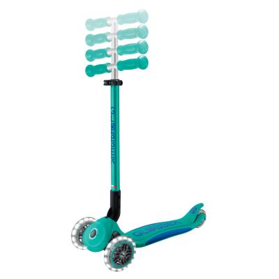 Самокат GLOBBER серії ELITE LIGHTS, смарагдово-зелений, колеса з підсвіткою, 50кг, 3+