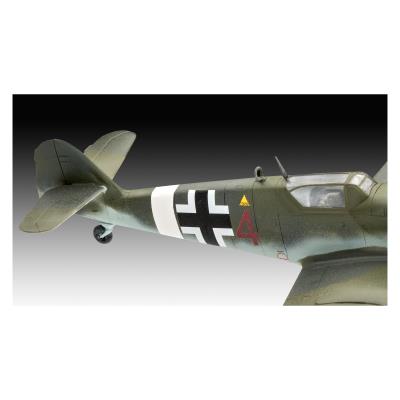 Збірна модель-копія Revell Літаки Messerschmitt Bf109G-10 та Spitfire Mk.V, рів 3, м: 1:72