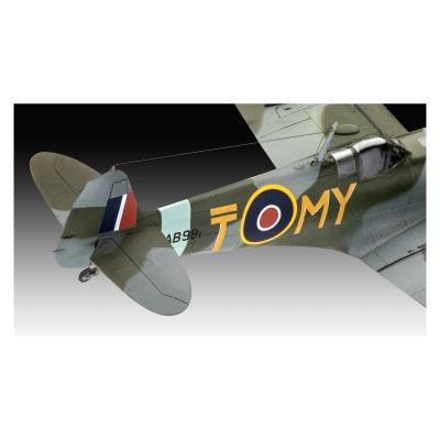 Збірна модель-копія Revell Літаки Messerschmitt Bf109G-10 та Spitfire Mk.V, рів 3, м: 1:72