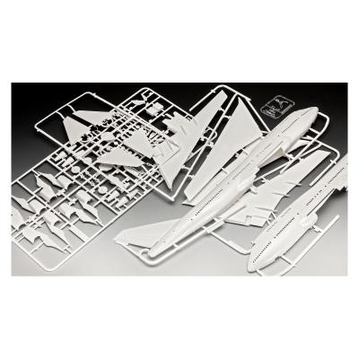 Збірна модель-копія Revell Літак Boeing 747-400 Iron Maiden «Ed Force One», рів 4, м: 1:144