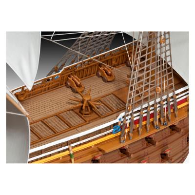 Збірна модель-копія Revell Шведський королівський військовий корабель Vasa, рів 4, м: 1:150