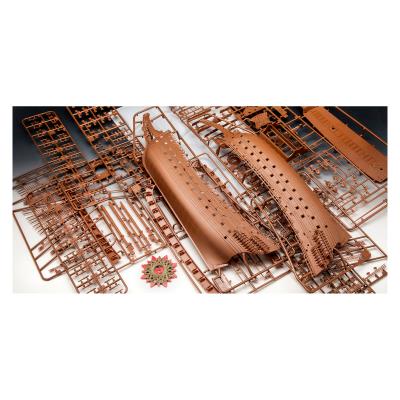 Збірна модель-копія Revell Шведський королівський військовий корабель Vasa, рів 4, м: 1:150